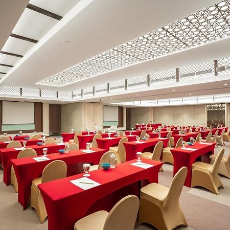 Aston Kemayoran City Hotel Jacarta Exterior foto